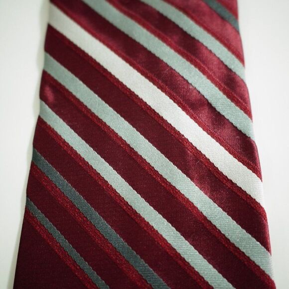 Beau Brummell Red Silver Striped Polyester Woven Short Tie Italy - Picture 2 of 6